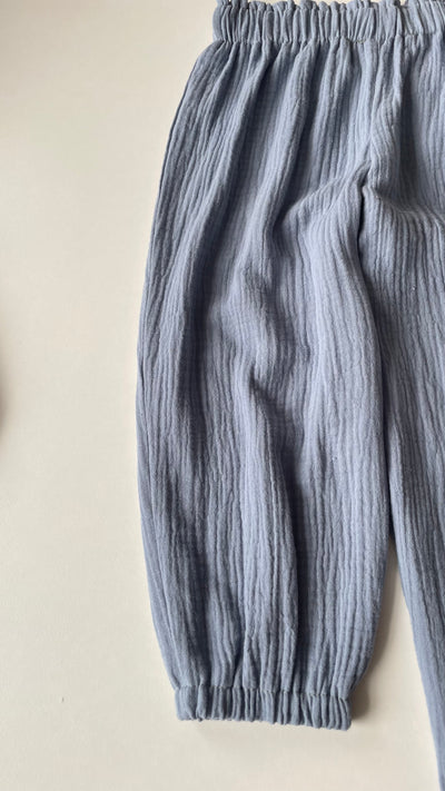 Relaxed unisex muslin trousers