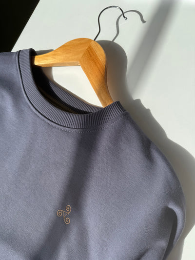 Nursing top / zip or buttons - made by moms