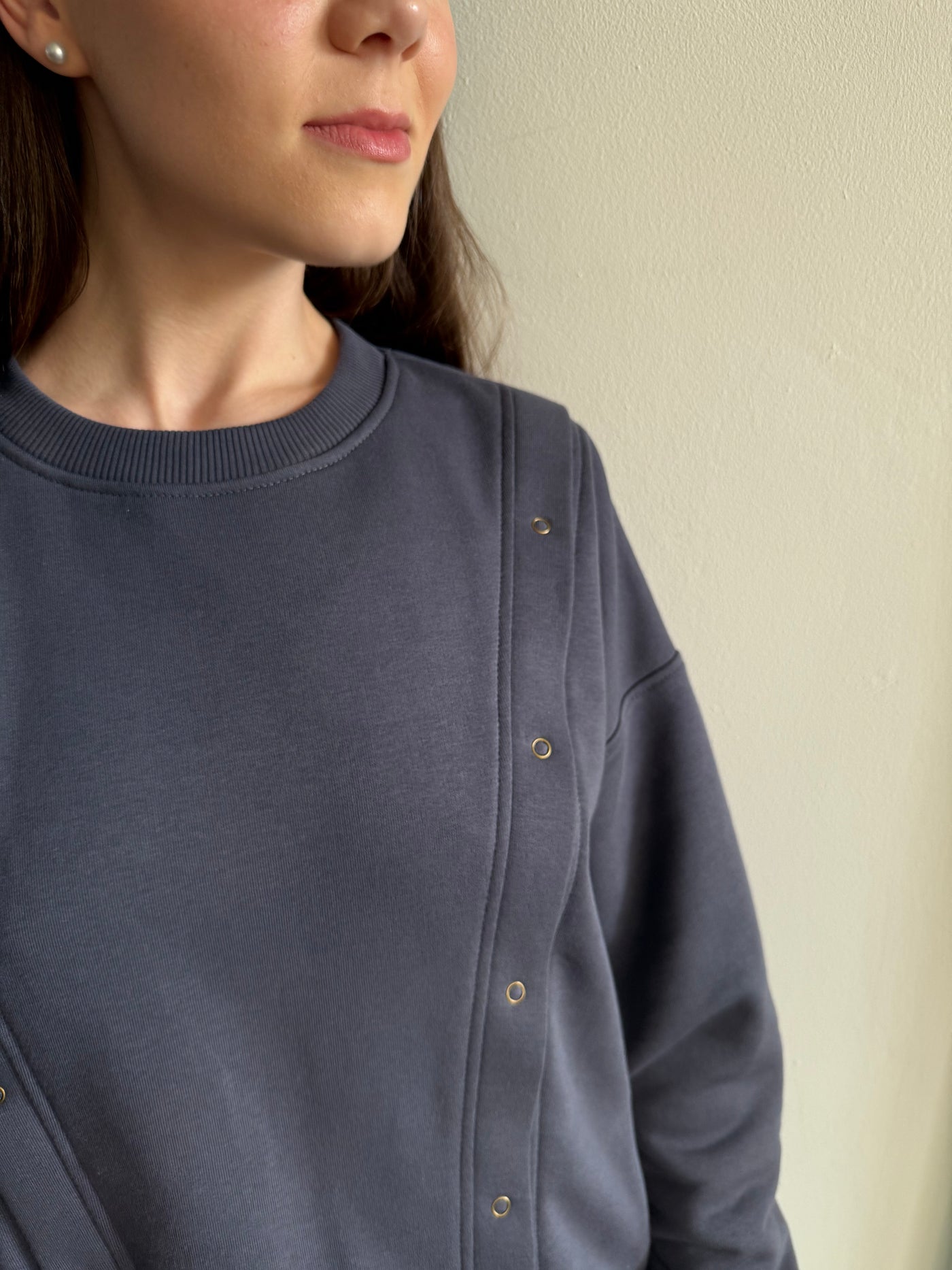 Nursing top / zip or buttons - made by moms
