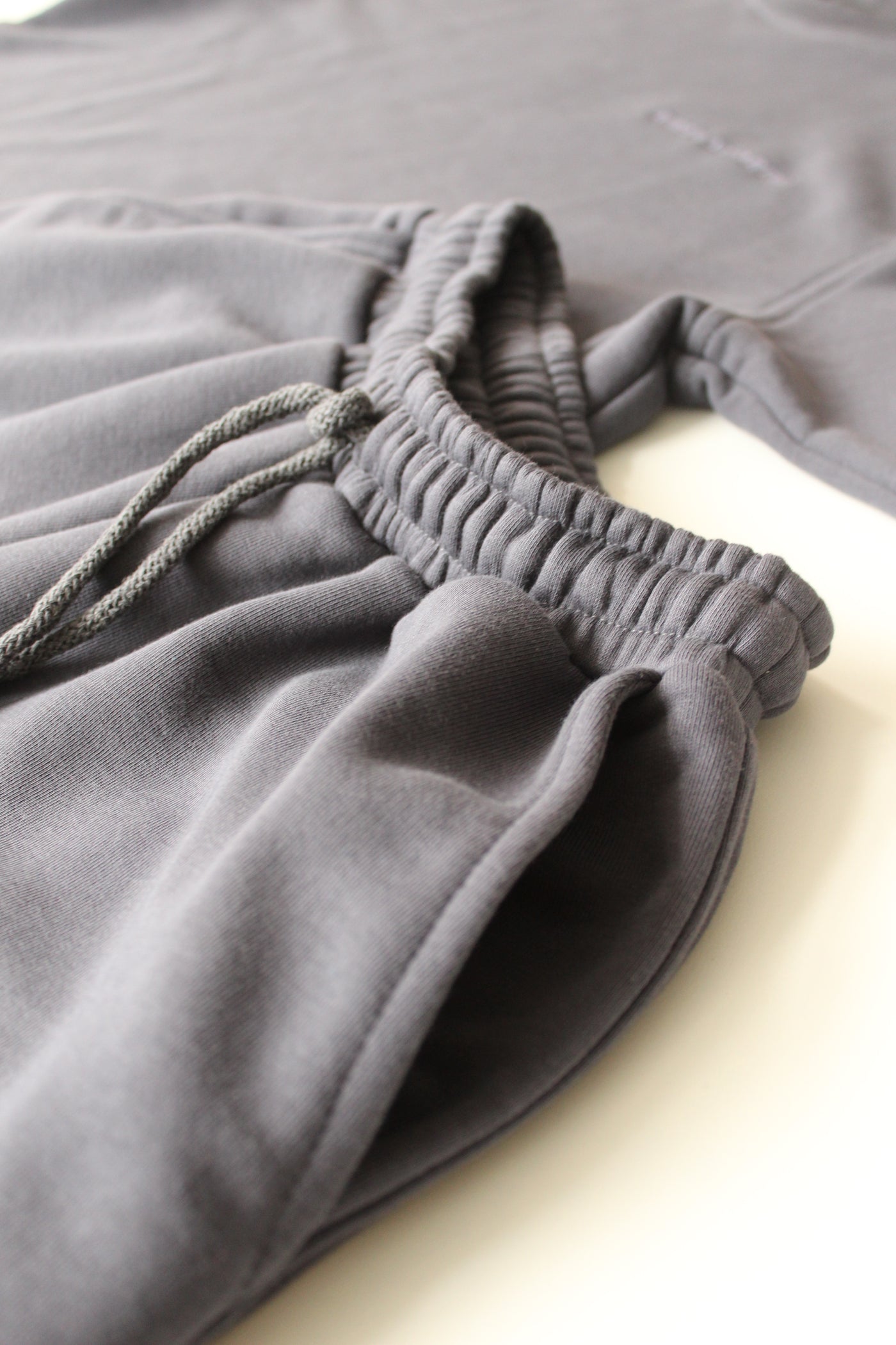 Crew neck  top and trousers top/ Caramel