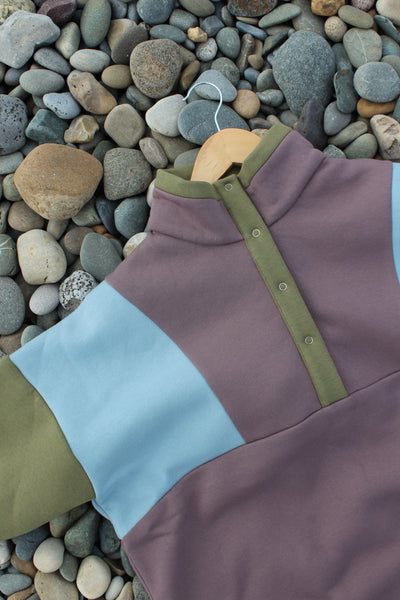 Warm color block. Lavender by the sea