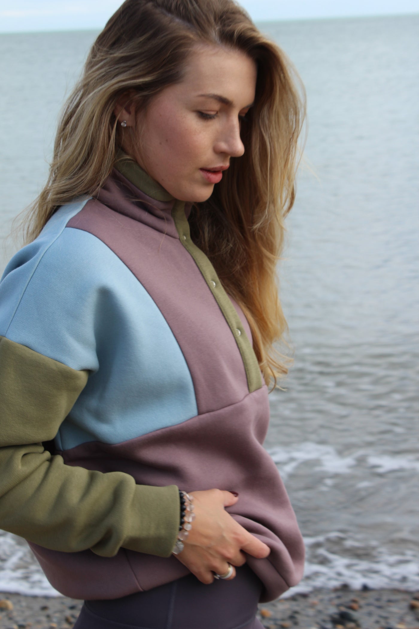 Warm color block. Lavender by the sea