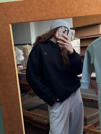 Classic fit warm hoodie Wicklow Wolf (black)